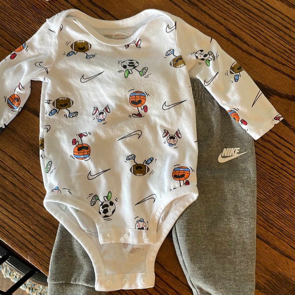 Nike 9mos outfit